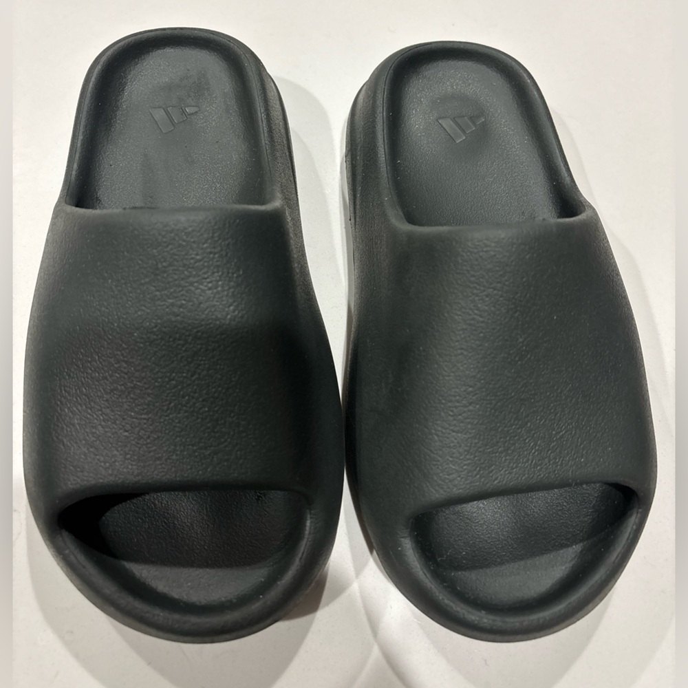 Yeezy Slide Sandals